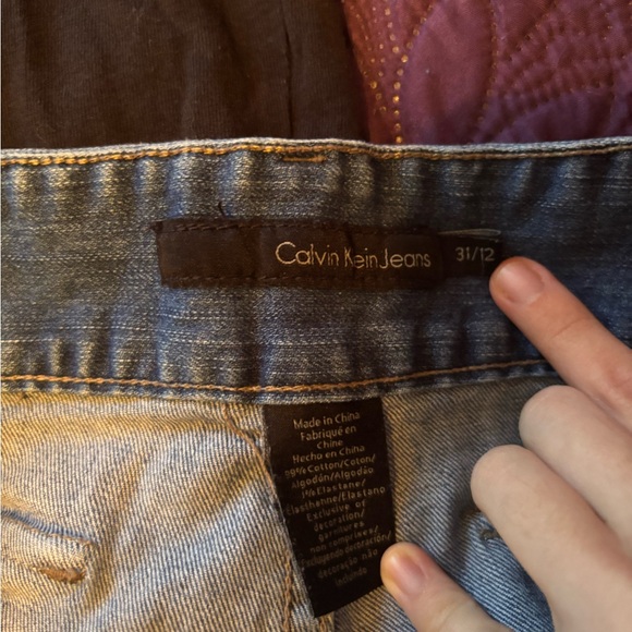 Calvin Klein Jeans Light Blue Denim Cargo Shorts - Picture 3 of 3